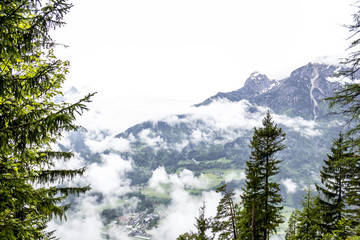 Nebel/Wolken im Gebirge