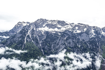 Fototapeta na wymiar Berggipfel - Gebirge - Schieferalpen