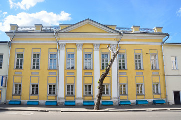 Москва, улица Александра Солженицына. Городская усадьба 18 века