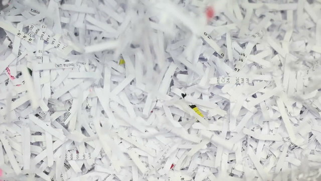 Paper shredder cut documents in to pieces