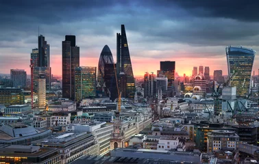 Stickers pour porte Londres Londres, Royaume-Uni - 27 janvier 2015 : panorama de Londres au coucher du soleil.