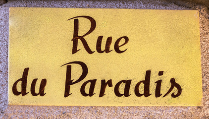 Plaque indication nom de rue