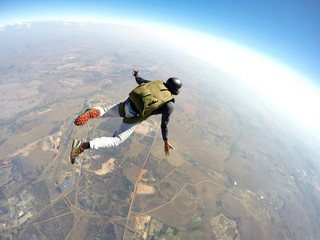 Skydiver in action - obrazy, fototapety, plakaty