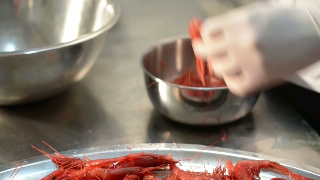 Cooking shrimps