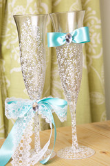 toasting wedding glasses