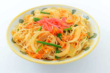 沖縄料理の素麺チャンプルー 