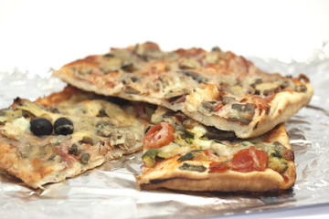 trancio di pizza farcita