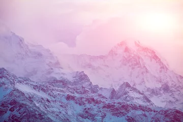 Keuken foto achterwand Licht violet zonsopgang in de bergen