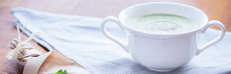 Vegetable cream with broccoli