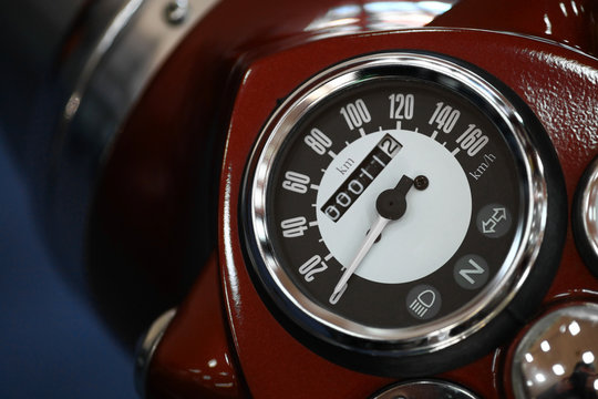 Motorcycle speedometer