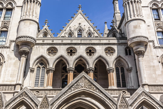 Royal Courts of Justice (1882). London, UK.