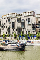 Marina sur la Saône quartier confluence