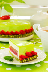 Cake with vanilla yogurt and strawberry mousse  