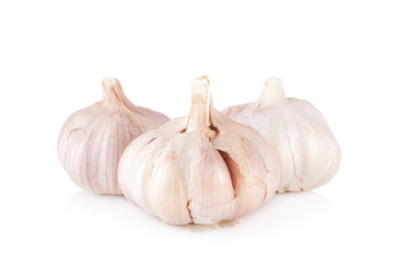 Obraz premium Garlic isolated on white background