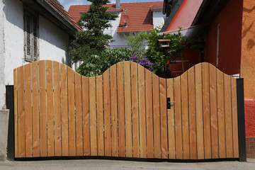 tor aus holz  © Sigtrix