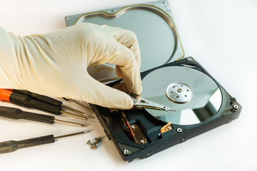 check hard disk drive by hand - Powered by Adobe