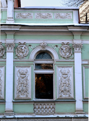 Fototapeta na wymiar Window in an old building