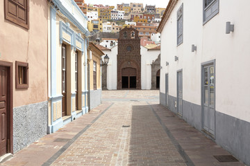 Malerische Straße in San Sebastian auf La Gomera