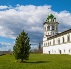 Fototapeta na wymiar Vyazhishchsky Monastery of St. Nicholas in Veliky Novgorod