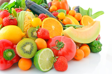 新鮮な果物と野菜