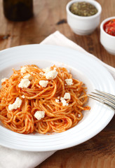 spaghetti with white cheese