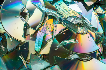 Data destruction: broken CD and DVD disks