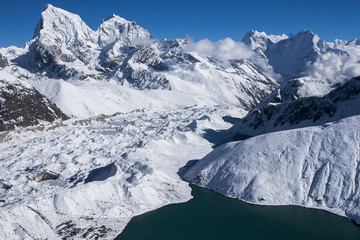 beautiful view of the Himalayas from Gokyo Ri