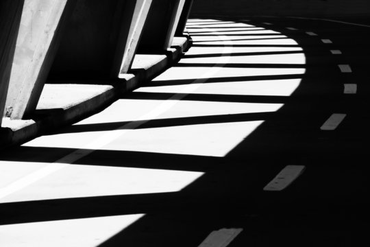 Fototapeta bridge with shadows in black and white