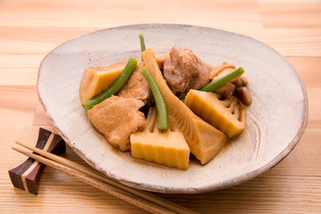 筍と鶏肉の煮物