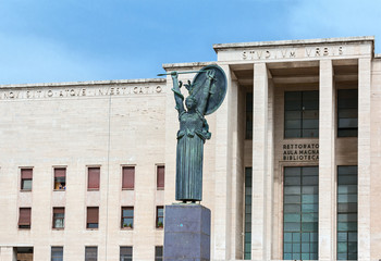 Statue of Minerva