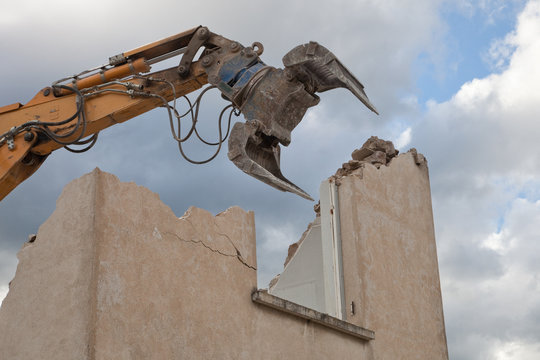 La d&eacute;voreuse de maison