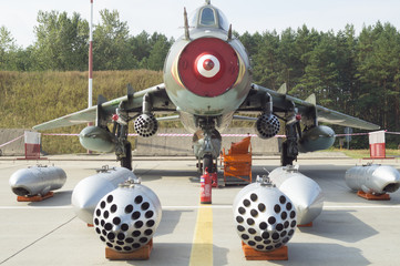 Fototapeta na wymiar fighter-bomber Polish Air Force with weapons