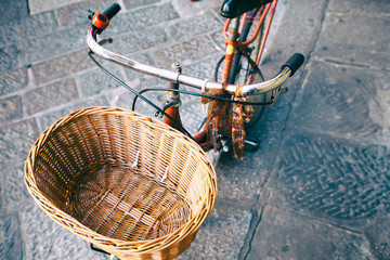 Bicycle basket