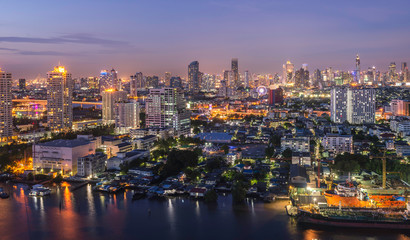 Fototapeta na wymiar bangkok city twilight