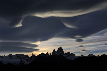 Mount Fitz Roy, Los Glaciares National Park, Patagonia - obrazy, fototapety, plakaty