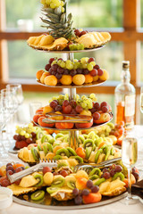 wedding table dinner
catering marriage decorations