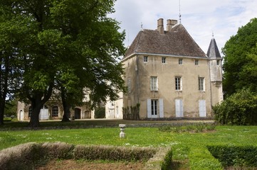 Fototapeta na wymiar Château de Germolles en Bourgogne France