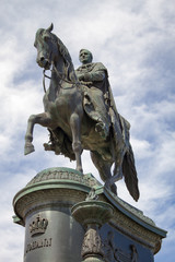 Fototapeta premium König Johann von Sachsen, Statue auf dem Theaterplatz vor der Semperoper in Dresden