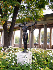 Sculpture of a nude female archer with her bow in Berlin