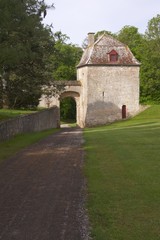 Fototapeta na wymiar Château et village de Ray sur Saône en Franche Comté France