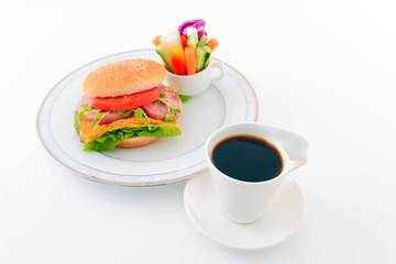 美味しそうなハンバーガーと珈琲 