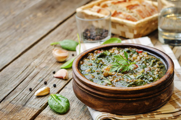 Lentil spinach soup