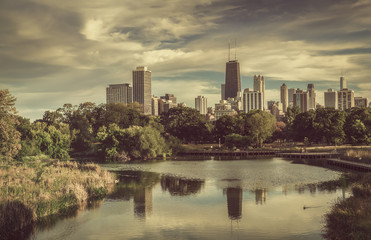 Fototapeta na wymiar City park against Chicago Downtown skyline