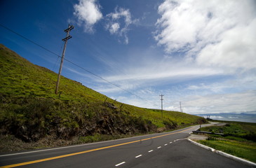 Fototapeta na wymiar Bright morning on Saddle Highway, Big Island