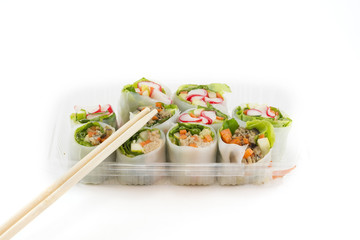 Fresh Vegetable Rice Sheet Rolls for Healthy with Seafood sauce
