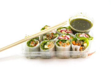 Fresh Vegetable Rice Sheet Rolls for Healthy with Seafood sauce
