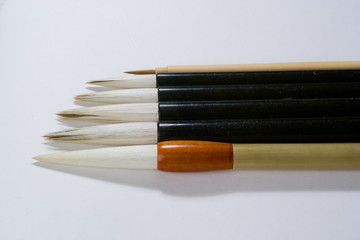 다양한 형태의 붓