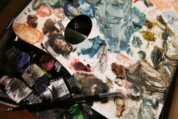 Tavolozza sporca pittura 