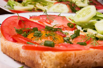 egg on crispy bread until golden brown 