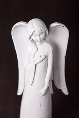 Obraz premium statuette of an angel in white